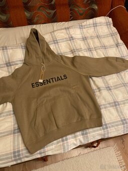 Essentials - 4
