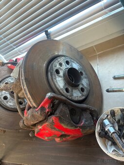 Predám škodu Octaviu 1.9 TDi - 4