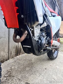 Predám ktm sxf 250 - 4