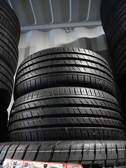 2x 205/40R17 Nexen Nfera 2018 - 4