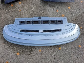 BMW M3 Cabrio E92 diely - dvere, strecha, radiaca páka - 4