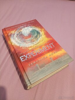 Séria Divergencia - 4