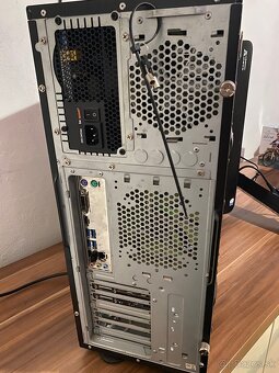 Stolny pc - 4