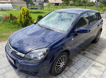 Opel Astra H 2006 1.6 benzín - 77kw - 4