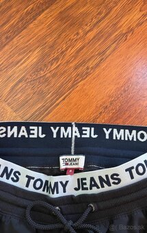Dámskw Tommy Jeans tepláky - 4