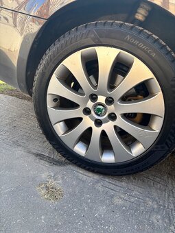 Predám elektróny 225/45/r17 XL - 4