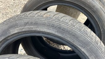 Pneu 235/45 R17 zimne - 4