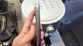 Nokia E72 - zachovalá, bežné známky, prevolané len 35min - 4