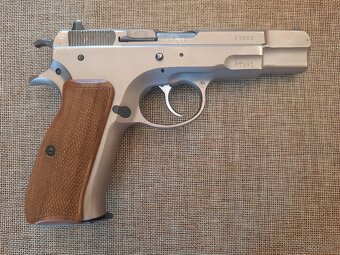 Pištoľ samonabíjacia ČZ 75 - 4