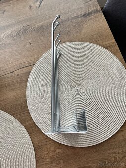 Držiak ns poháre - 4