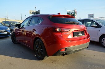 Mazda 3 2,0i 121KW Revolution M6 - 4