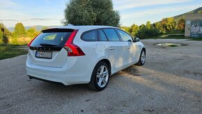 Volvo V60 2016 2,0 diesel 110kW automat - 4