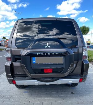 Mitsubishi Pajero 3.2 - 4