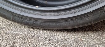 Letne pneumatiky Michelin 295/35R21 - 4