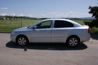 Škoda Octavia 2.0 TDI Elegance - 4