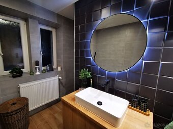 KOMPLETNE ZREKONŠTRUOVANÝ 2,5 IZBOVÝ BYT V CENTRE PRIEVIDZE - 4