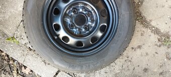 Pneu na diskoch Škoda Felicia 5ks - 4