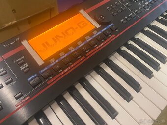 Roland juno g - 4