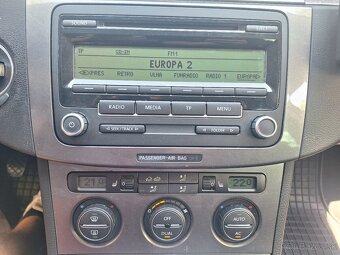 VW PASSAT 2.0 TDI 103 KW KLÍMA ŤAŽNÉ - 4