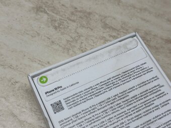 iPhone 16 Pro 512GB Desert Titanium (nový, zabalený) - 4