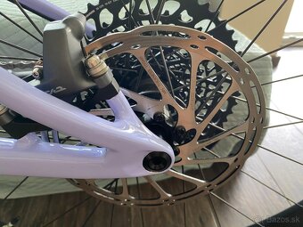 Predám celoodpružený bicykel Specialized Epic Evo 8 Comp (L) - 4