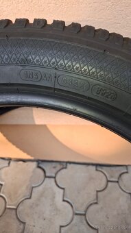 Predám zimné pneu Kleber Krisalp 255/45 R20 101V, DOT3823 - 4