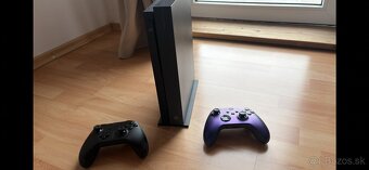 Xbox one x 1tb - 4