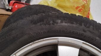 predám zimné pneu 15" s diskami - 4