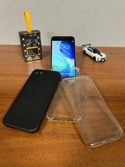 iPhone SE2020 - 4