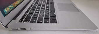 Apple MacBook Air 13" (Early 2014) - 4