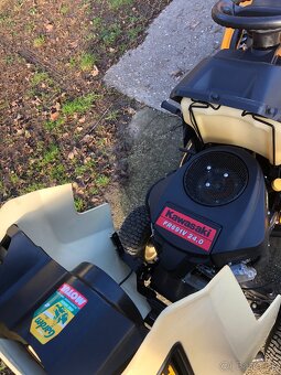 Záhradný traktor Cub Cadet - 4