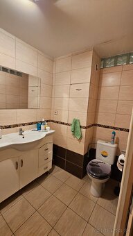 NEPRIECHODNÁ IZBA V STAROM MESTE - 4