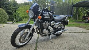 Motorka Triumph Thunderbird 900 - 4