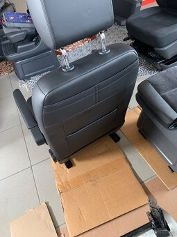 Spolujezdec OTOČENÉ vyhřívané sedadlo VW Multivan T6.1 - 4