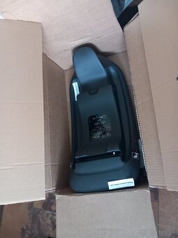 Nepoužitá úplne nová Cybex Autosedačka + základňa - 4
