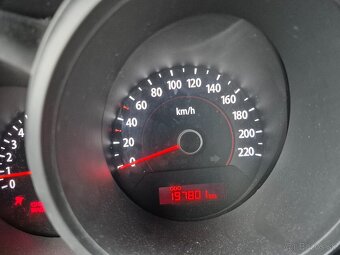 Predám Kia Soul 1.6 benzín r.v.2009 - 4