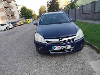 Opel astra H - 4
