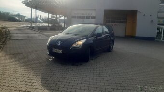 Peugeot 5008 - 4