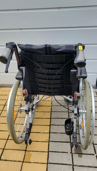 invalidny vozík 41cm pridavne brzdy pre asistenta barle AL - 4