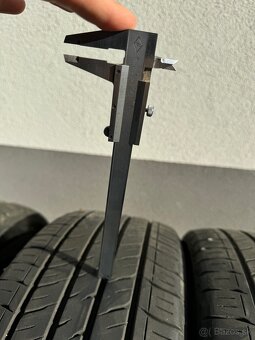 215 50 r17 Dunlop - 4