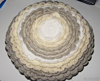 Háčkovaný vankúš - 4