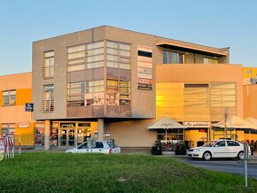 Kancelársko-obchodný priestor v Šali pri Tescu - 4