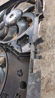 Ducato,Jumper,Boxer. Držiak ventilátorov . - 4