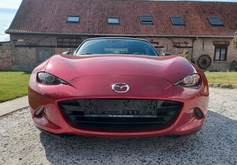 Mazda MX-5 1.5i - 4
