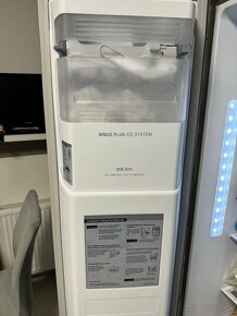 Predám americkú chladničku LG GS9366NECZ - 4