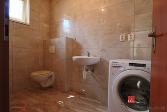 PRIESTRANNÝ RODINNÝ DOM S VEĽKÝM POZEMKOM – IDEÁLNY NA BÝVAN - 4
