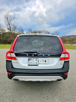 Volvo XC70 2.4 AWD 123300km 2016 - 4
