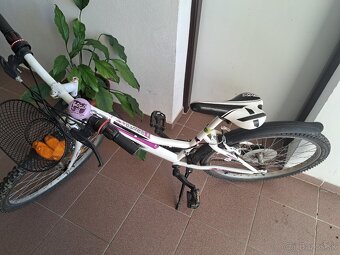 Dievčenský bicykel 24" - 4