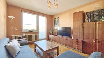 Na predaj priestranný 3-izbový byt 82 m2- blízko centra mest - 4