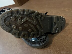 Dievcenske zateplene boots Geox vel.38 nove - 4